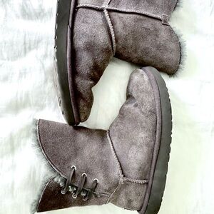 UGG Women's Gray Winter Boots